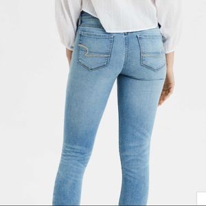 American Eagle Light Wash Jeans